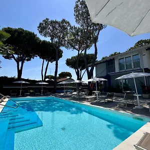 Aparthotel Blue E Lido delle Nazioni