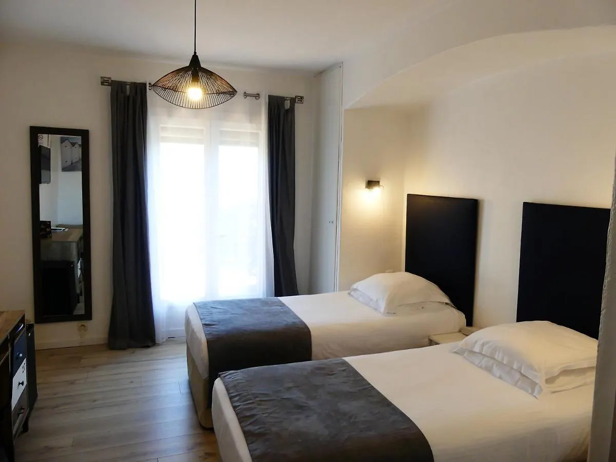 Hotel De La Vierge Noire Sainte-Maxime France